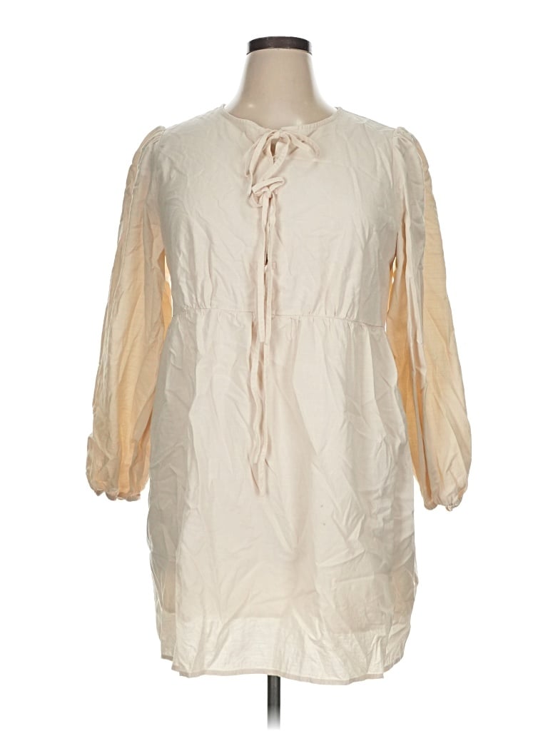 Pre-owned Zesica Casual Dress In Ivory