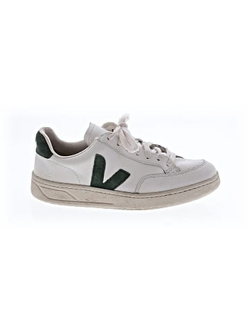 VEJA Sneakers (view 1)