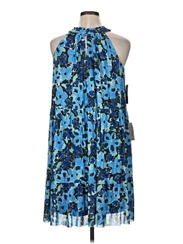 Donna Morgan Cocktail Dress (view 2)