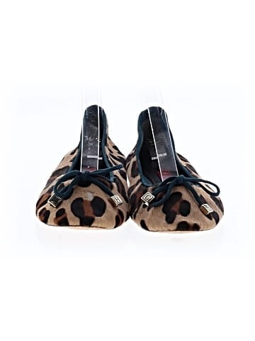 Carolina Herrera Flats (view 2)
