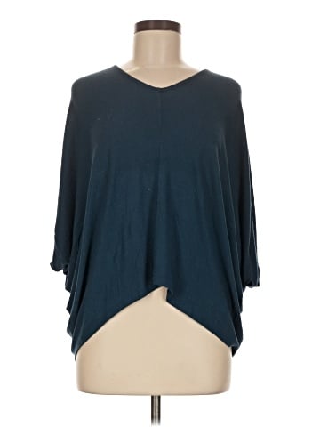 Bordeaux Poncho (view 1)
