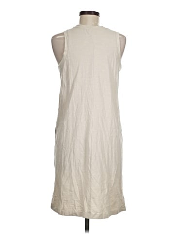 Old Navy Casual Dress (view 2)