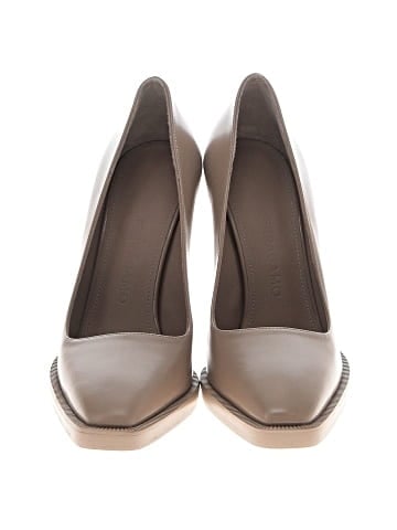 Salvatore Ferragamo Leather Anser Pumps (view 2)
