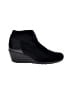 Munro American Black Wedges Size 7 - photo 1