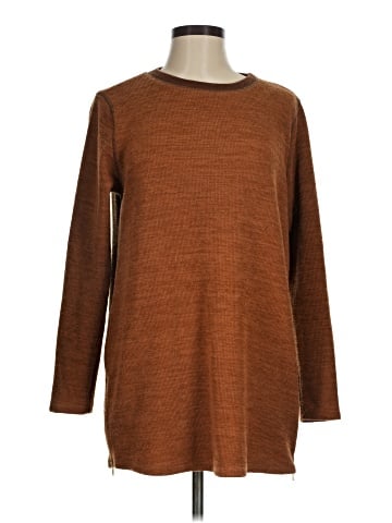 Betsey's Boutique Shop Casual Dress (view 1)