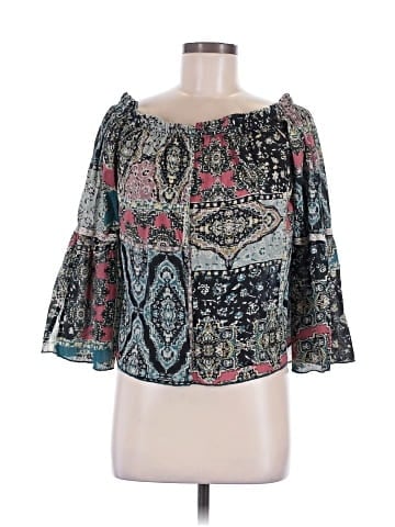 O'Neill 3/4 Sleeve Blouse (view 1)