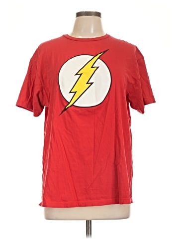 DC Comics Short Sleeve T-Shirt (view 1)