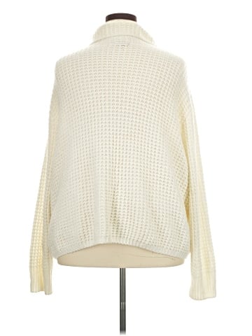 Falls Creek Long Sleeve Turtleneck (view 2)
