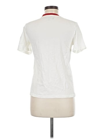 Kendall & Kylie Short Sleeve T-Shirt (view 2)