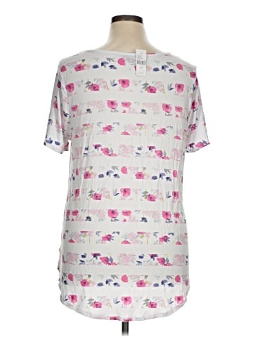 Lane Bryant Outlet Short Sleeve T-Shirt (view 2)
