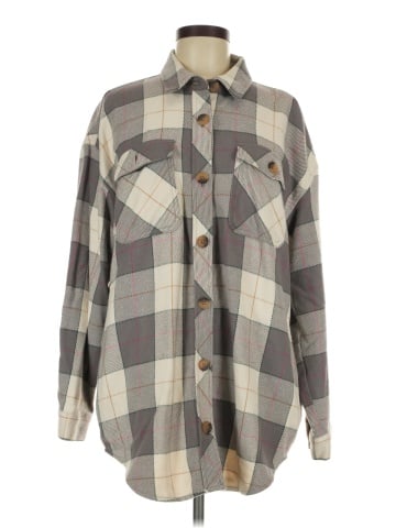 Maurices Long Sleeve Button-Down Shirt (view 1)
