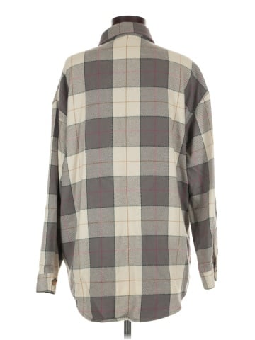 Maurices Long Sleeve Button-Down Shirt (view 2)