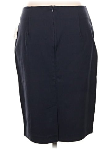 Simply Styled Casual Skirt (view 2)