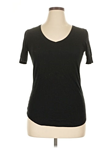 Victoria's Secret Short Sleeve T-Shirt (view 1)