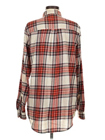 Old Navy Long Sleeve Button-Down Shirt (view 2)