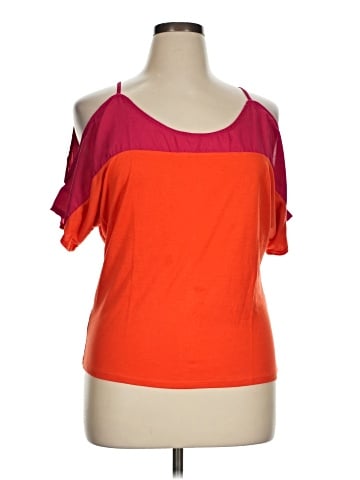 Weavers Short Sleeve Top (view 1)