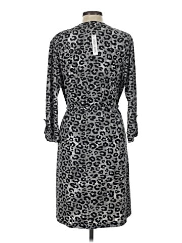Thyme and Honey Casual Dress (view 2)