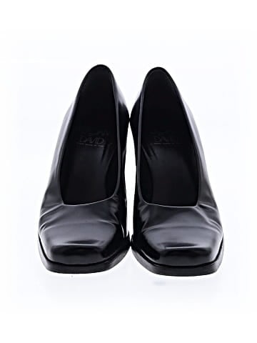 Joan & David Heels (view 2)