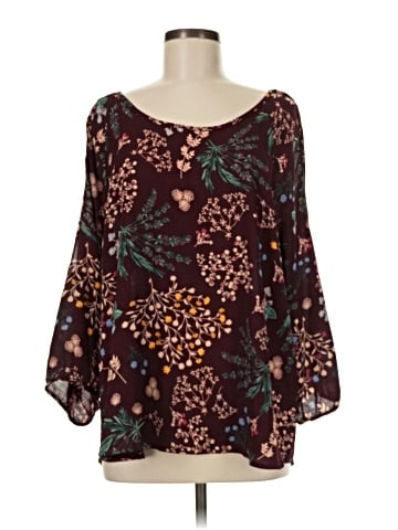 Le Lis 3/4 Sleeve Blouse (view 1)