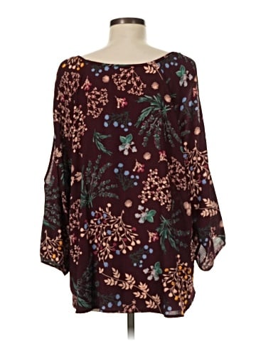 Le Lis 3/4 Sleeve Blouse (view 2)