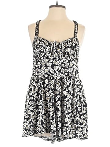 Urban Outfitters Casual Dress (view 1)