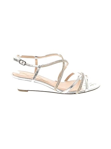 Nina Wedges (view 1)