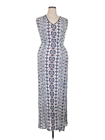 Xhilaration Casual Dress (view 1)