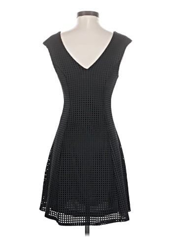 Saks Fifth Avenue Casual Dress (view 2)