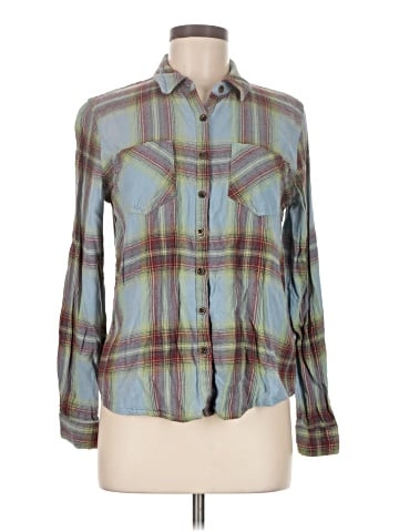 Maurices Long Sleeve Button-Down Shirt (view 1)