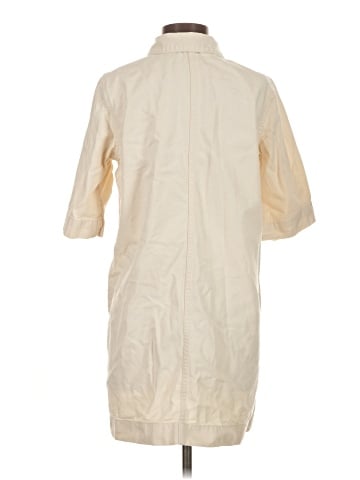 Everlane Raincoat (view 2)