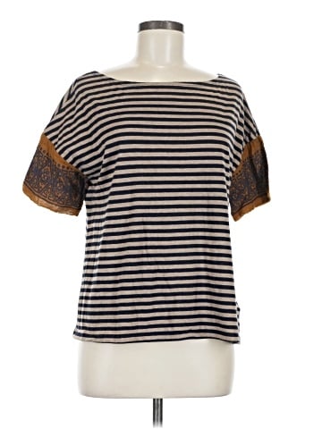 Lilis Closet Short Sleeve Top (view 1)