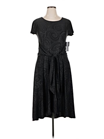 Signature by Robbie Bee Casual Dress (view 1)