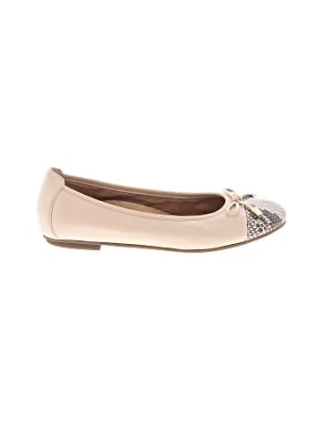 Vionic Flats (view 1)