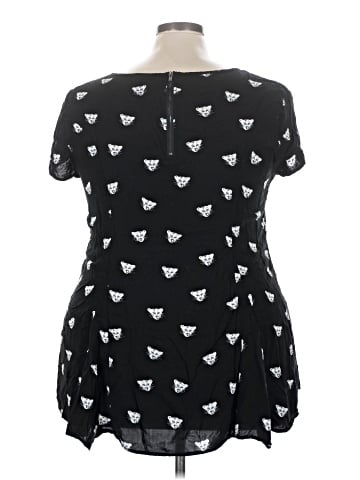 Torrid Short Sleeve Blouse (view 2)