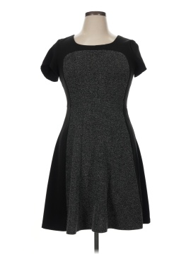 structure slim fit dress shirt White House Black Market Double V-Neck Fit & Flare Dress Size 6 –  theuntamedthread.com main image 0