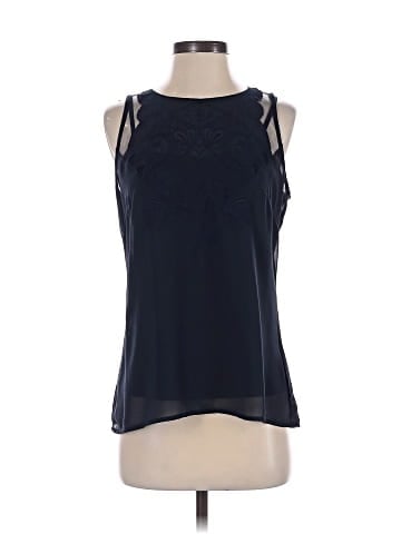 Kenar Sleeveless Blouse (view 1)