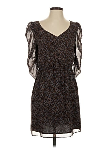 Eliot Casual Dress (view 1)