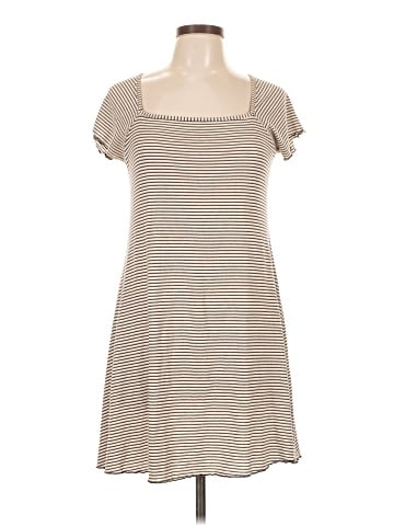 Kendall & Kylie Casual Dress (view 1)