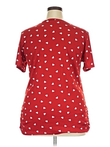 Free Kisses Short Sleeve T-Shirt (view 2)