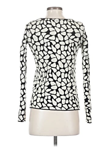 Neiman Marcus Pullover Sweater (view 2)