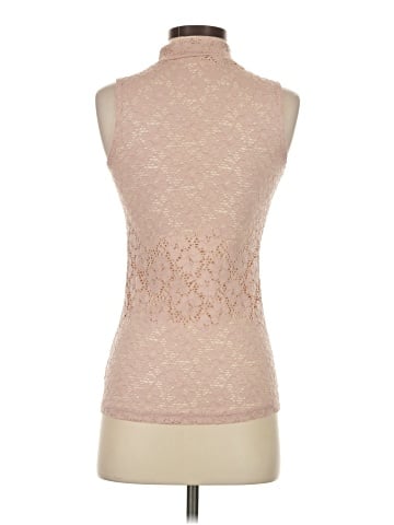 Gina Tricot Sleeveless Top (view 2)