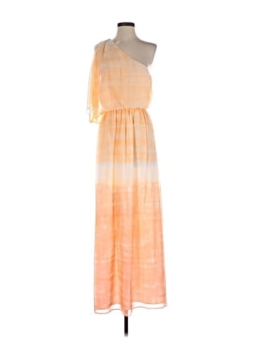 Alice + Olivia Casual Dress (view 1)