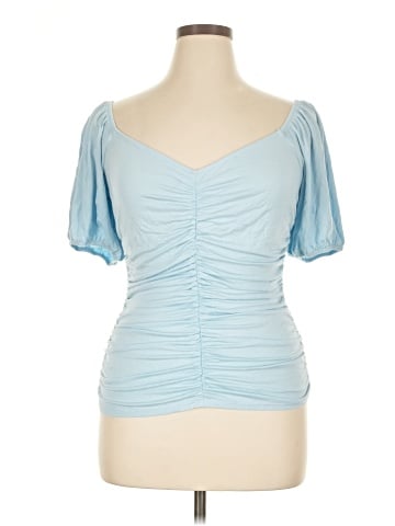 FASHION TO FIGURE Short Sleeve Top (view 1)