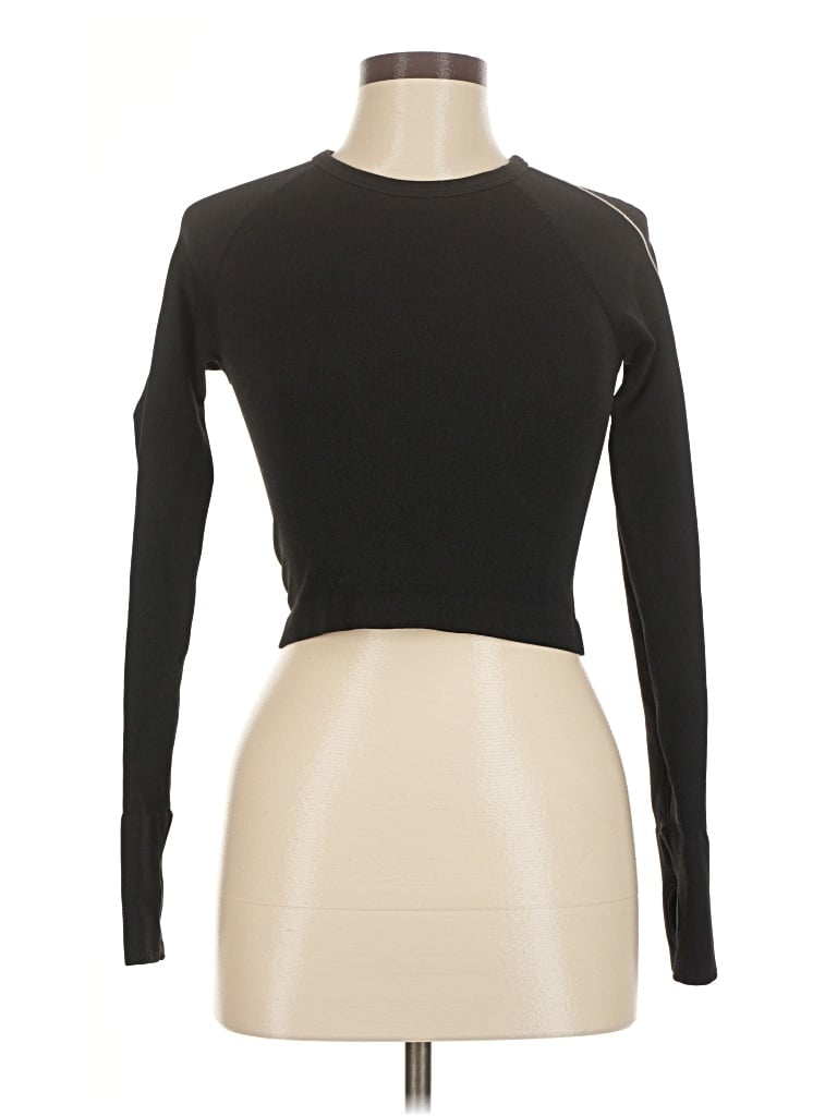 Pre-owned Forever 21 Long Sleeve T-shirt In Black