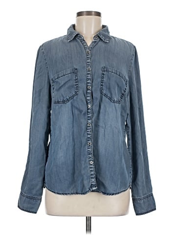 Maurices Long Sleeve Button-Down Shirt (view 1)