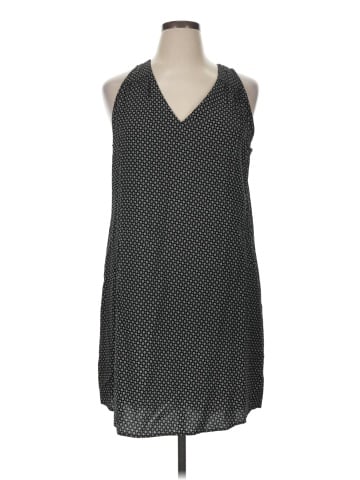Old Navy Casual Dress (view 1)