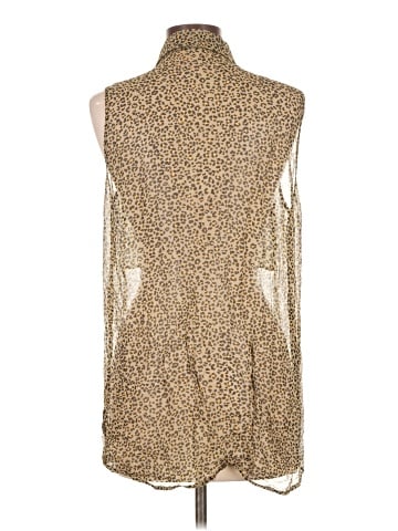 Equipment Sleeveless Button-Down Shirt (view 2)