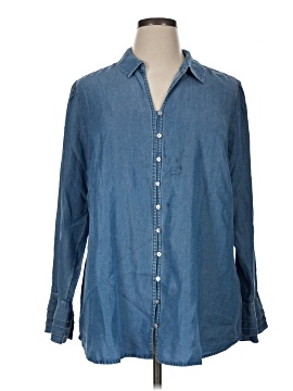 Soft Surroundings Long Sleeve Button Down Shirt