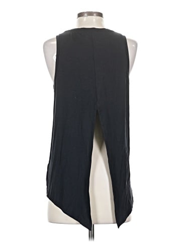 Oysho Sleeveless T-Shirt (view 2)