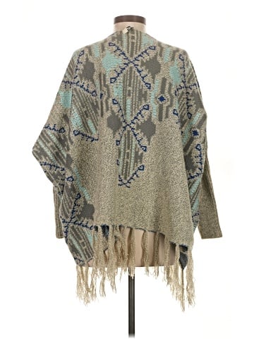 Leshop Poncho (view 2)